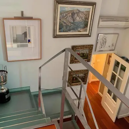 Jaguar Garaje Y Wifi