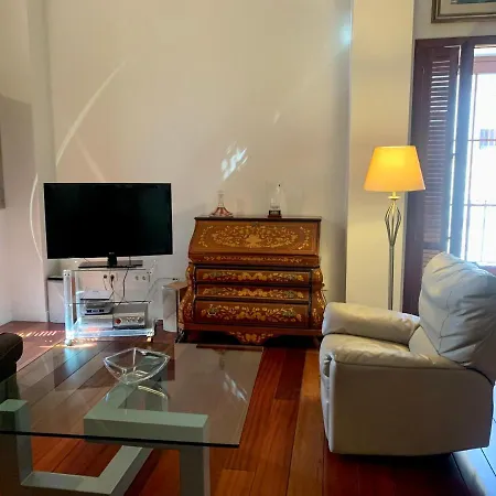 Jaguar Garaje Y Wifi Ávila