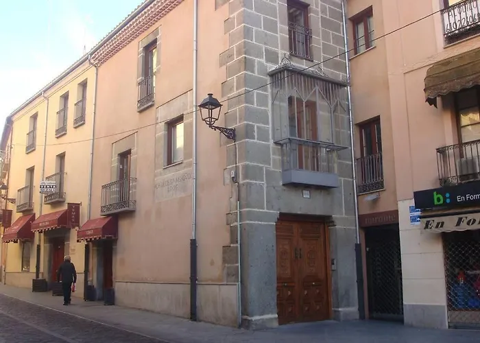 Jaguar Garaje Y Wifi Ávila