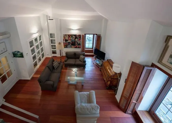 Jaguar Garaje Y Wifi *